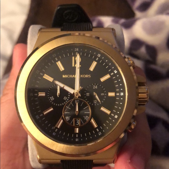 MK watch - Picture 1 of 5